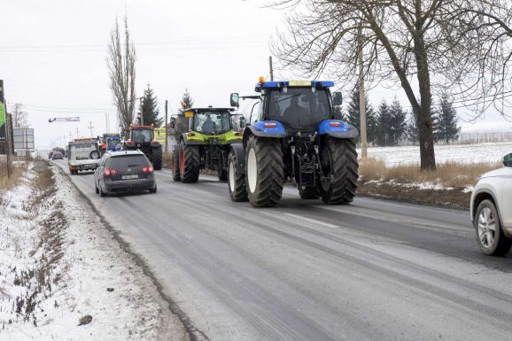 Nem egyeztek meg a pénzügyminisztérium képviselőivel, folytatódik a gazdatüntetés
